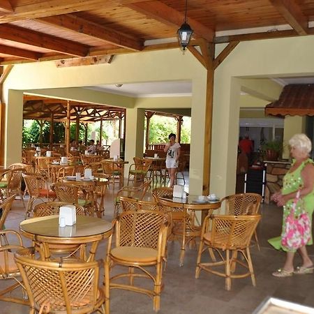 Larissa Inn Beldibi  Esterno foto