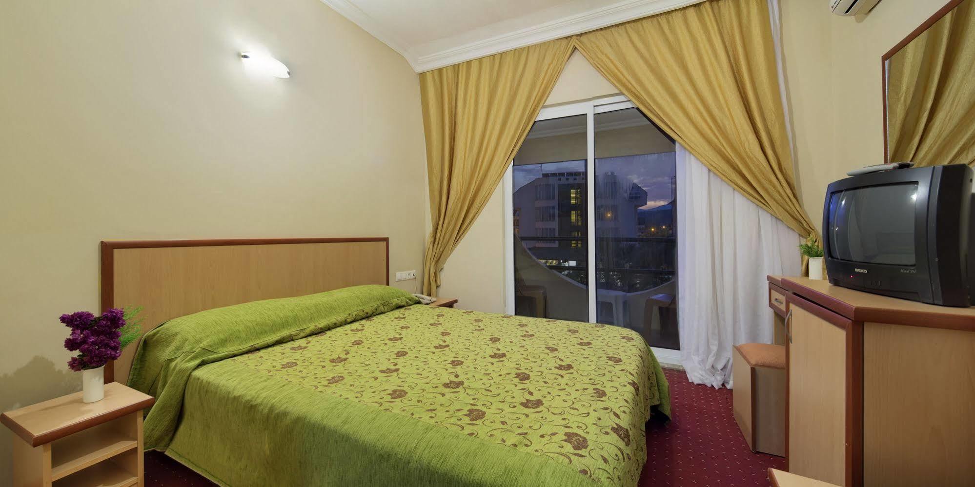 Larissa Inn Beldibi  Esterno foto